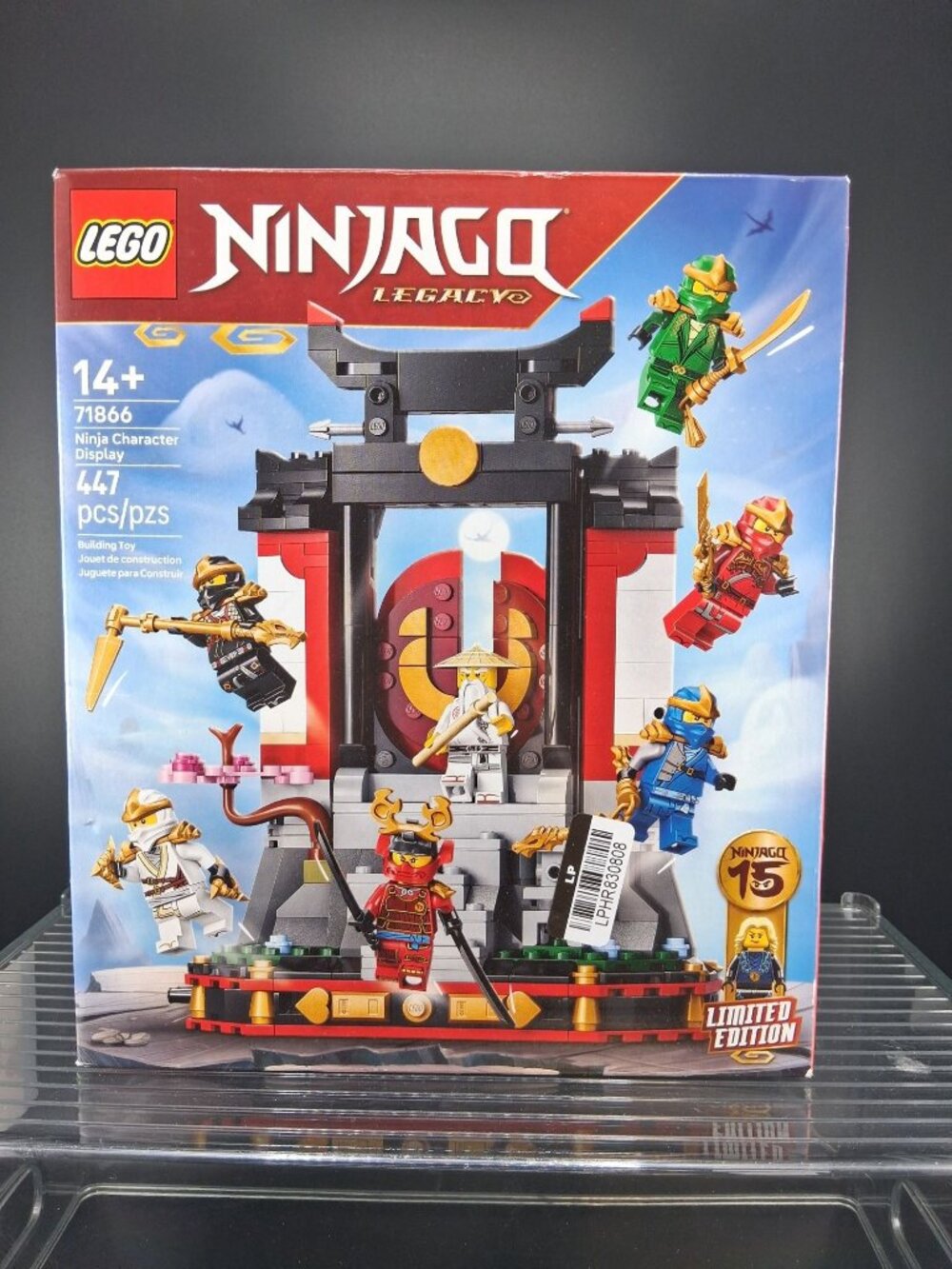 Lego Ninjago Legacy Ninja Character Display 71866  Limited Edition